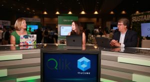 FI-John-Furrier-Shelly-Kramer-Savannah-Peterson-theCUBE-Qlik-Connect-22024-e1717519443628.jpg