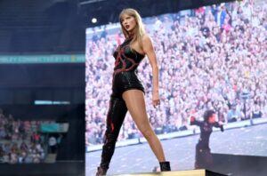 taylor-swift-london-rep-eras-tour-june-21-2024-billboard-1548.jpg