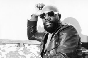 isaac-hayes-bw-2-billboard-1548.jpg