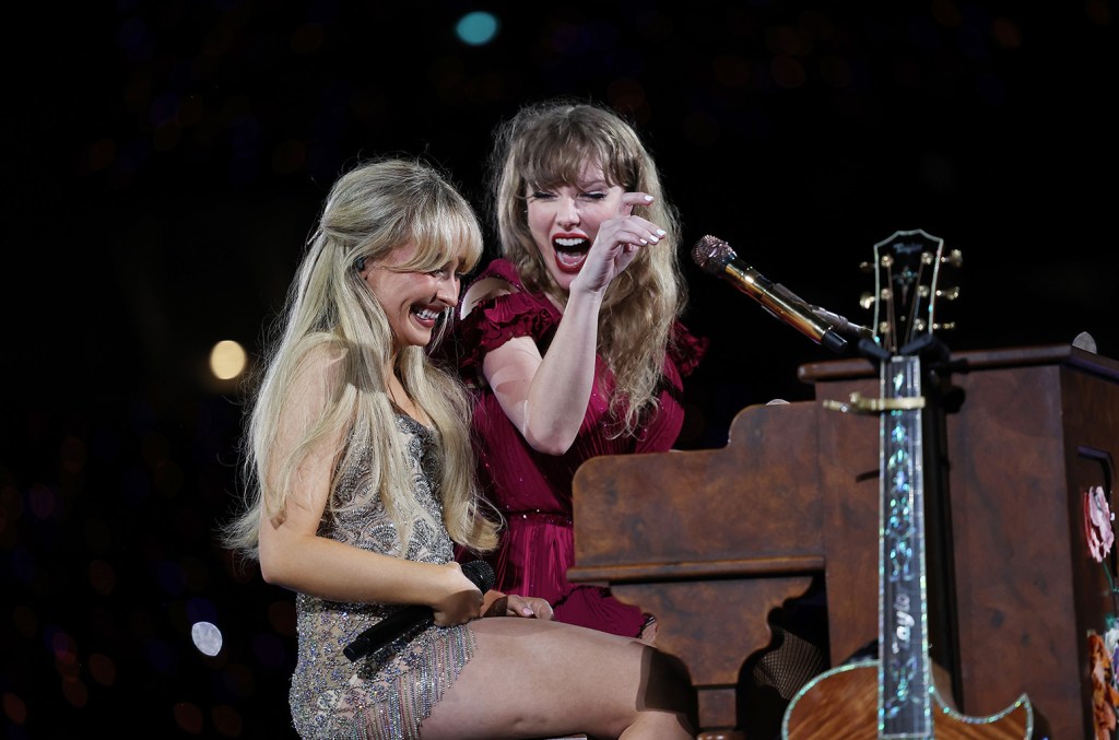 Taylor Swift, Sabrina Carpenter dainuoja „Espresso“ ir kt. Naujajame Orleane