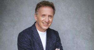 „Cutlion Edge Group“, „Warner Bros. Discovery“ atidengia katalogą JV